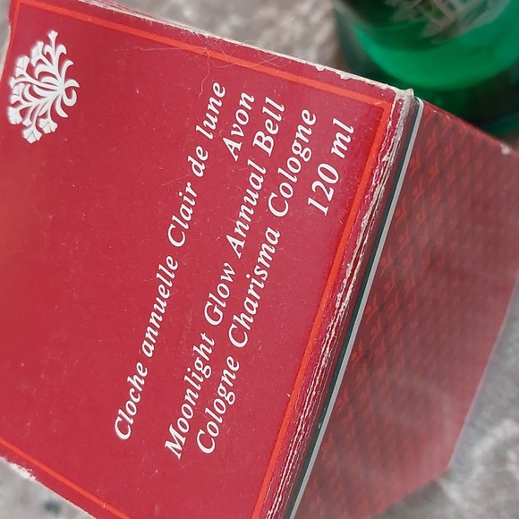 Avon MOONLIGHT GLOW ANNUAL BELL Vintage Charisma Perfume - Picture 2 of 9